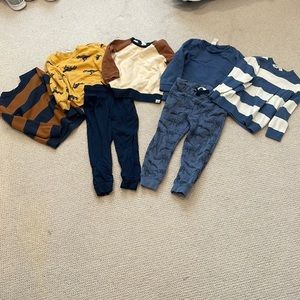 H&M package! Six tops and two bottoms.